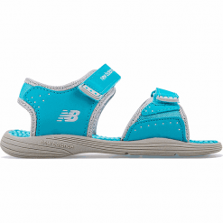 New Balance K2004GRG. Sandały dziewczęce New Balance, z materiału. W wyprzedaży za 49,99 zł.