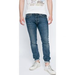 Levi's - Jeansy 501. Niebieskie jeansy męskie Levi's®, s, z aplikacjami. W wyprzedaży za 259,90 zł.