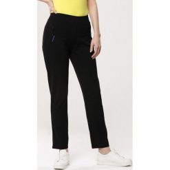 Czarne Spodnie Dresowe Handle. Czarne spodnie damskie Born2be, s, z dresówki. Za 39,99 zł.