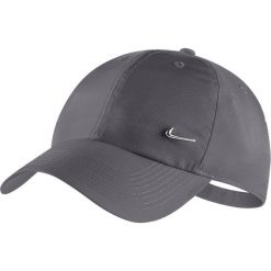 Nike SW Heritage86 Cap 943092-021. Czarne czapki damskie Nike, bez wzorów, z poliesteru. W wyprzedaży za 69,99 zł.