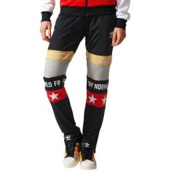 Adidas Spodnie Firebird TP 2.0 czarne r. 40 (AY7140). Spodnie dresowe damskie Adidas. Za 250,29 zł.