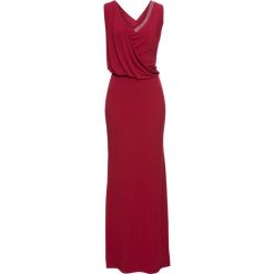Sukienka wieczorowa ze sztrasami bonprix ciemnoczerwony. Czerwone sukienki damskie bonprix, z aplikacjami, eleganckie, bez kołnierzyka, bez rękawów, kopertowe. Za 84,99 zł.