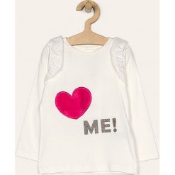 Name it - Longsleeve dziecięcy 92-128 cm. Czerwone bluzki dziewczęce Name it, z nadrukiem, z elastanu, z okrągłym kołnierzem, z długim rękawem, długie, bez kaptura. W wyprzedaży za 44,90 zł.