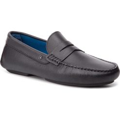 Mokasyny TOMMY HILFIGER - 2 Mb Mercedes Leather Pennybar FM0FM02243 Black 990. Czarne buty wizytowe męskie TOMMY HILFIGER, ze skóry, eleganckie. W wyprzedaży za 519,00 zł.