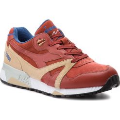Sneakersy DIADORA - N9000 Premium 501.172293 01 45002 Red Brick. Czerwone sneakersy męskie Diadora, na co dzień, bez wzorów, ze skóry, klasyczne, bez zapięcia. W wyprzedaży za 269,00 zł.