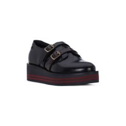 Buty Tommy Hilfiger MODERN PLATFORM. Buty sportowe damskie TOMMY HILFIGER. Za 471,76 zł.