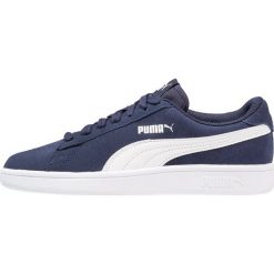 Puma SMASH Tenisówki i Trampki peacoat/white. Czerwone trampki chłopięce marki Puma, z materiału, na sznurówki. Za 189,00 zł.