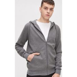 Bluza basic z kapturem - Jasny szary. Szare bluzy damskie Cropp, s. Za 79,99 zł.
