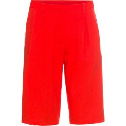 Bermudy bonprix czerwony. Czerwone spodnie damskie bonprix, bez wzorów. Za 54,99 zł.