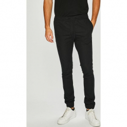 Produkt by Jack & Jones - Spodnie. Czarne spodnie męskie marki PRODUKT by Jack & Jones, na co dzień, xl, bez wzorów, z bawełny, casualowe. W wyprzedaży za 79,90 zł.