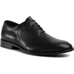 Półbuty QUAZI - QZ-03-04-000752 101. Czarne buty wizytowe męskie QUAZI, bez wzorów, ze skóry, eleganckie, bez zapięcia. W wyprzedaży za 269,00 zł.