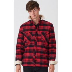 Koszula w kratę oversize - Czerwony. Czerwone koszule męskie House, s, bez wzorów, bez kołnierzyka, bez rękawów. Za 159,99 zł.