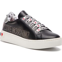 Sneakersy LOVE MOSCHINO - JA15243G17IA0000 Nero. Czarne półbuty damskie Love Moschino, na co dzień, z aplikacjami, ze skóry, bez obcasa, na koturnie, bez zapięcia. W wyprzedaży za 669,00 zł.