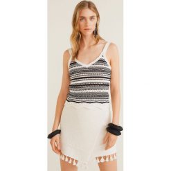 Mango - Top. Czarne bluzki damskie Mango, s, bez wzorów, z bawełny, bez kołnierzyka. Za 89,90 zł.