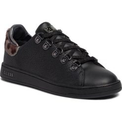 Sneakersy GUESS - Charlez FL8CHZ FAM12 BLACK. Czarne półbuty damskie Guess, ze skóry ekologicznej. W wyprzedaży za 239,00 zł.