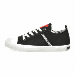 Love Moschino tenisówki damskie JA15053G18IM0 40 czarne. Czarne trampki i tenisówki damskie Love Moschino, bez wzorów, bez zapięcia. W wyprzedaży za 379,00 zł.