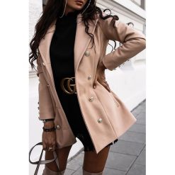 Płaszcz damski BERGANA BEIGE. Brązowe kurtki damskie Płaszcz damski BERGANA BEIGE, s, bez wzorów. W wyprzedaży za 159,00 zł.