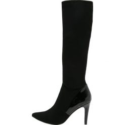 Buty zimowe damskie: Divine Factory Kozaki na obcasie black