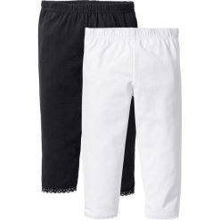 Legginsy rybaczki z koronkowym dołem nogawek (2 pary) bonprix biały + czarny. Białe spodnie dziewczęce bonprix, w paski, z koronki. Za 45,98 zł.