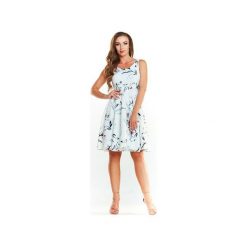 Sukienka mini N009. Białe sukienki damskie Awama, xl, bez wzorów, z poliesteru, bez kołnierzyka, bez rękawów, mini. Za 149,00 zł.