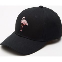 Czapka z flamingiem - Czarny. Czarne czapki damskie House, bez wzorów. Za 29,99 zł.