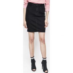Vero Moda - Spódnica. Czarne spódniczki damskie Vero Moda, na co dzień, s, bez wzorów, z elastanu, casualowe, midi, ołówkowe. W wyprzedaży za 59,90 zł.