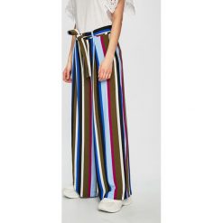 Answear - Spodnie Violet Kiss. Spodnie damskie ANSWEAR, s, z wiskozy. W wyprzedaży za 69,90 zł.