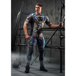 Rashguard krótki rękaw PHARAOH. Koszulki męskie FJ!, m, z nadrukiem, z elastanu, bez kołnierzyka, z krótkim rękawem, krótkie, na fitness i siłownię. W wyprzedaży za 134,25 zł.