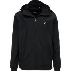 Kurtki męskie bomber: Lyle & Scott ZIP THROUGH HOODED BRANDED Kurtka wiosenna true black