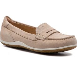 Mokasyny GEOX - D Vega Moc A D92DNA 00022 C6738 Lt Taupe. Brązowe mokasyny damskie Geox, z zamszu. W wyprzedaży za 239,00 zł.