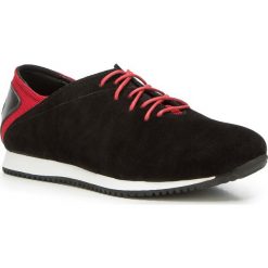 Buty męskie. Czarne buty sportowe męskie Wittchen, ze skóry, na sznurówki, trekkingowe. W wyprzedaży za 259,90 zł.