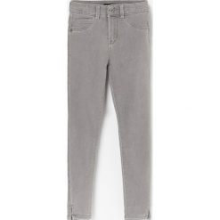 Jeansy skinny fit - Szary. Szare jeansy damskie Reserved. Za 55,99 zł.