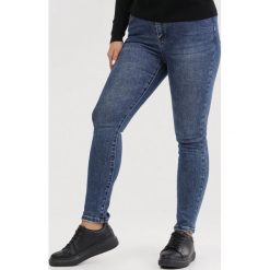 Niebieskie Jeansy Skinny Felania. Niebieskie jeansy damskie Born2be. Za 109,99 zł.