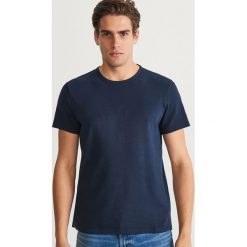 Gładki T-shirt - Granatowy. Niebieskie t-shirty damskie Reserved, s, bez wzorów, bez kołnierzyka. Za 39,99 zł.