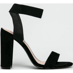 Steve Madden - Sandały Celebrate. Różowe sandały damskie Steve Madden, bez wzorów, ze skóry, z okrągłym noskiem, bez obcasa, na obcasie, bez zapięcia. W wyprzedaży za 249,90 zł.