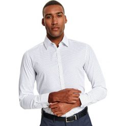 Koszula w mikro wzór dopasowana. Białe koszule męskie Top Secret, na zimę, m, bez wzorów, z jeansu, eleganckie, z klasycznym kołnierzykiem, z długim rękawem. W wyprzedaży za 54,99 zł.