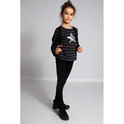 Ciemnoszary Sweter w Paski NDZ36039. Szare bez kategorii marki Fasardi, w paski. Za 59,00 zł.