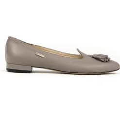 Balerinki w szpic - skóra naturalna - model 045 - kolor szary bąbelki. Szare baleriny damskie Zapato, bez wzorów, z jeansu, klasyczne, bez obcasa, na obcasie. W wyprzedaży za 209,30 zł.