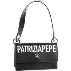 Torebka PATRIZIA PEPE - 2V9079/A5K9-K103 Nero. Czarne torebki klasyczne damskie Patrizia Pepe, bez wzorów, ze skóry, klasyczne, bez dodatków. Za 1239,00 zł.