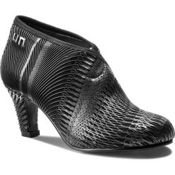 Botki UNITED NUDE - Fold Mid 1002732698 Gun Metal. Czarne botki damskie skórzane marki United Nude. W wyprzedaży za 449,00 zł.