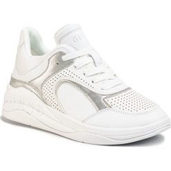 Sneakersy GUESS - Saucey5 FL6SA5 ELE12 WHISI. Białe półbuty damskie Guess, ze skóry ekologicznej. W wyprzedaży za 469,00 zł.