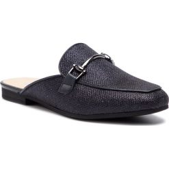 Klapki GABOR - 85.510.66 Nightblue/Ocean. Niebieskie klapki damskie Gabor, z aplikacjami, ze skóry, bez obcasa, na obcasie. W wyprzedaży za 299,00 zł.