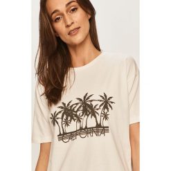 Answear - T-shirt. Białe bluzki damskie ANSWEAR, s, z nadrukiem, z bawełny, z okrągłym kołnierzem. Za 49,90 zł.