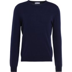Johnstons Cashmere CNECK Sweter dark blue. Niebieskie swetry klasyczne męskie marki Johnstons Cashmere, m, z bawełny. W wyprzedaży za 876,75 zł.