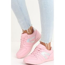 Różowe Buty Sportowe Motivate. Czerwone buty sportowe damskie marki Born2be, z materiału. Za 99,99 zł.