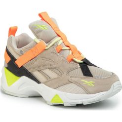 Buty Reebok - Aztrek 96 Adventure EG9015 Stucco/Sandbe/Sorang. Brązowe półbuty damskie Reebok, bez wzorów, ze skóry, bez obcasa, na płaskiej podeszwie, bez zapięcia. Za 349,00 zł.