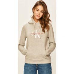 Calvin Klein Jeans - Bluza. Szare bluzy damskie Calvin Klein Jeans, s, z nadrukiem, z bawełny, bez rękawów, z kapturem. W wyprzedaży za 289,90 zł.