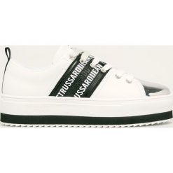 Trussardi Jeans - Buty. Białe buty sportowe damskie Trussardi Jeans, bez wzorów, z jeansu, sportowe. Za 679,90 zł.