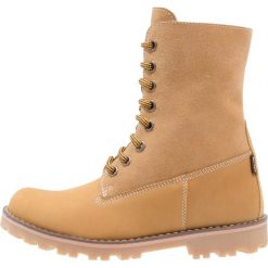 Fullstop. Śniegowce camel. Brązowe buty chłopięce zimowe marki fullstop., z materiału. W wyprzedaży za 136,95 zł.