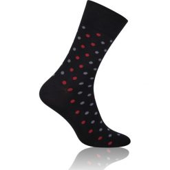 Czarne Skarpetki w Kropki, Groszki - MORE, Męskie SKMORE6051czerndots. Czarne skarpetki męskie More, w grochy, z tkaniny. Za 12,90 zł.
